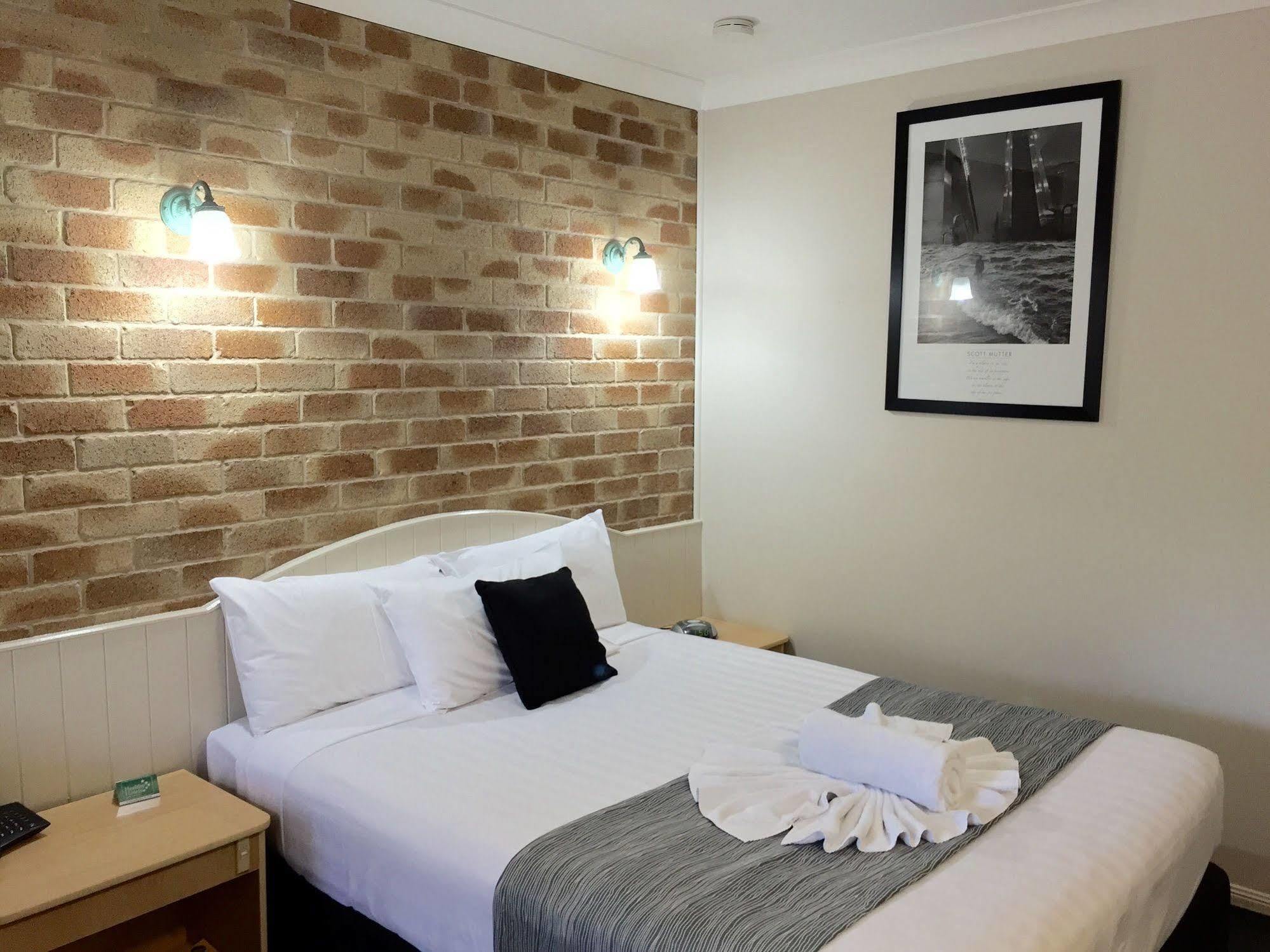 Country Gardens Motor Inn ทูวูมบา ภายนอก รูปภาพ